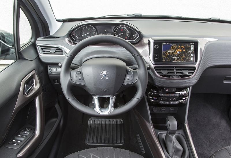 Peugeot 2008 e-HDI 115