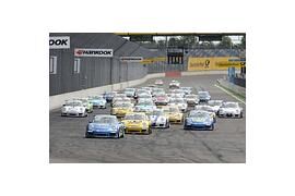 Porsche Carrera Cup: Doppelte Champagnerdusche für Nicki Thiim