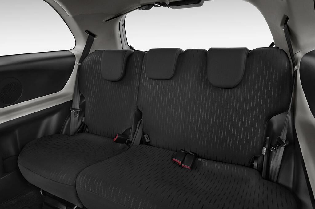 Toyota Yaris (Baujahr 2010) Cool 3 Türen Rücksitze