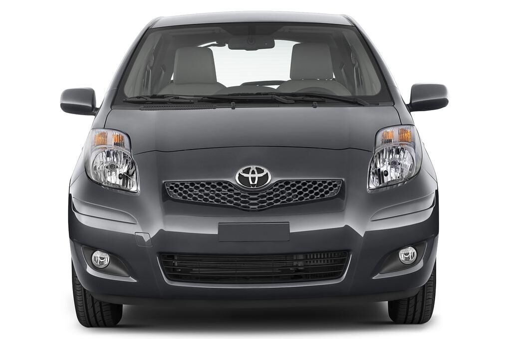 Toyota Yaris (Baujahr 2010) Life 5 Türen Frontansicht