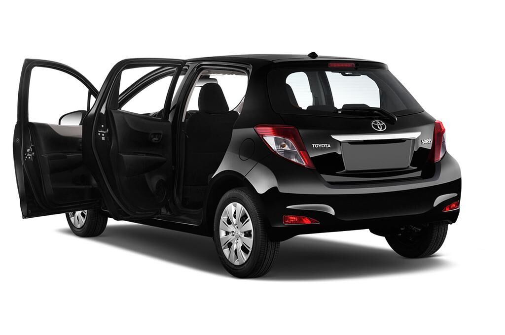 Toyota Yaris (Baujahr 2011) Life 5 Türen Tür geöffnet