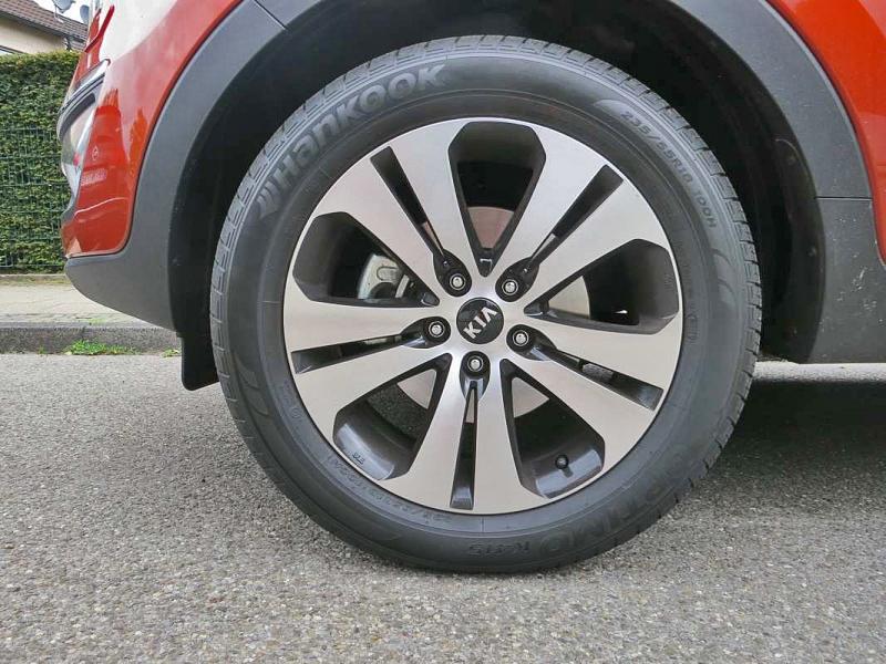 18 Zoll große Räder.