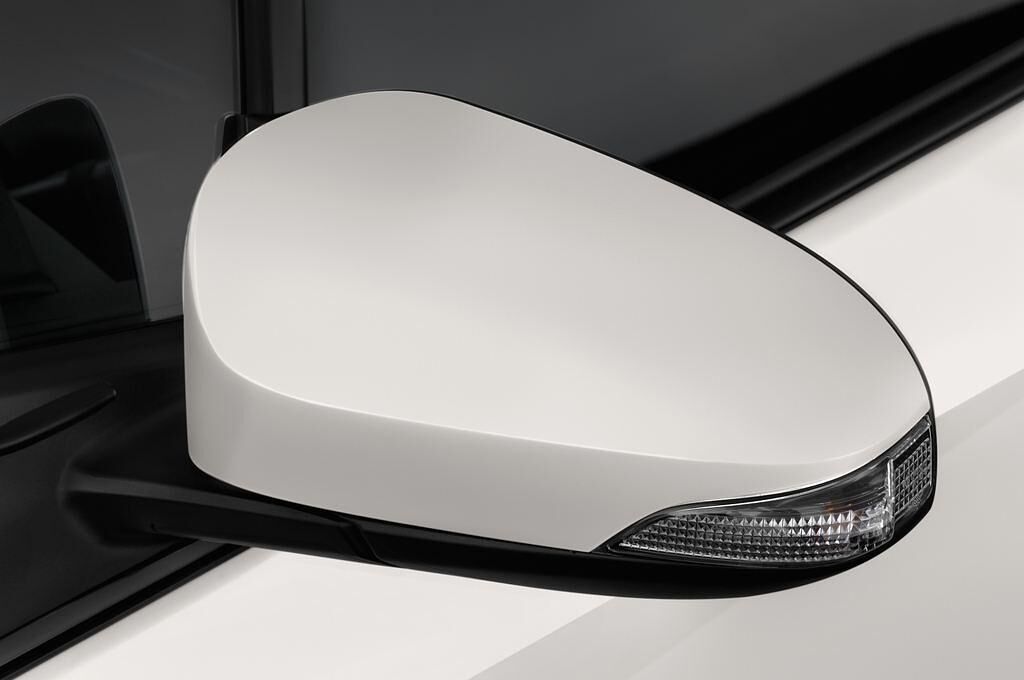 Toyota Yaris Hybride (Baujahr 2014) Comfort 5 Türen Außenspiegel