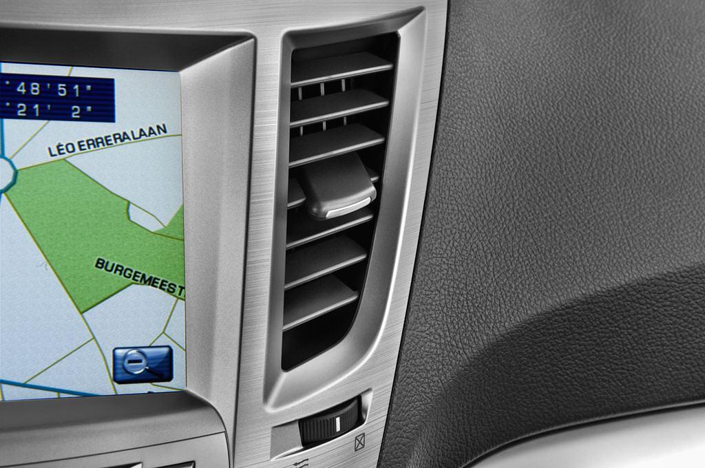 Subaru Outback (Baujahr 2010) Comfort 5 Türen Lüftung
