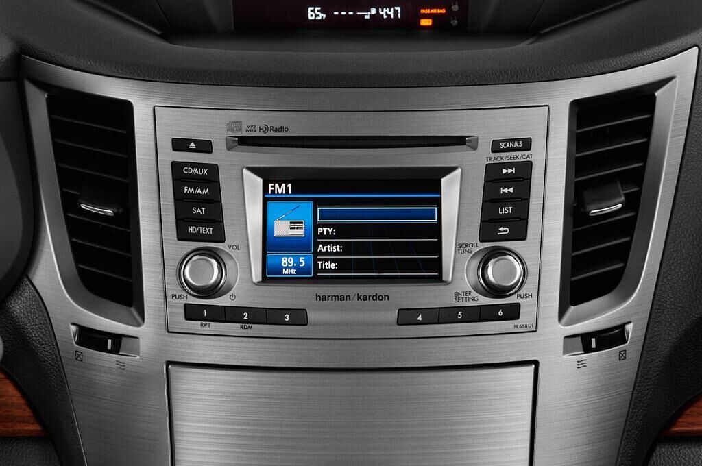 Subaru Outback (Baujahr 2013) Active 5 Türen Radio und Infotainmentsystem
