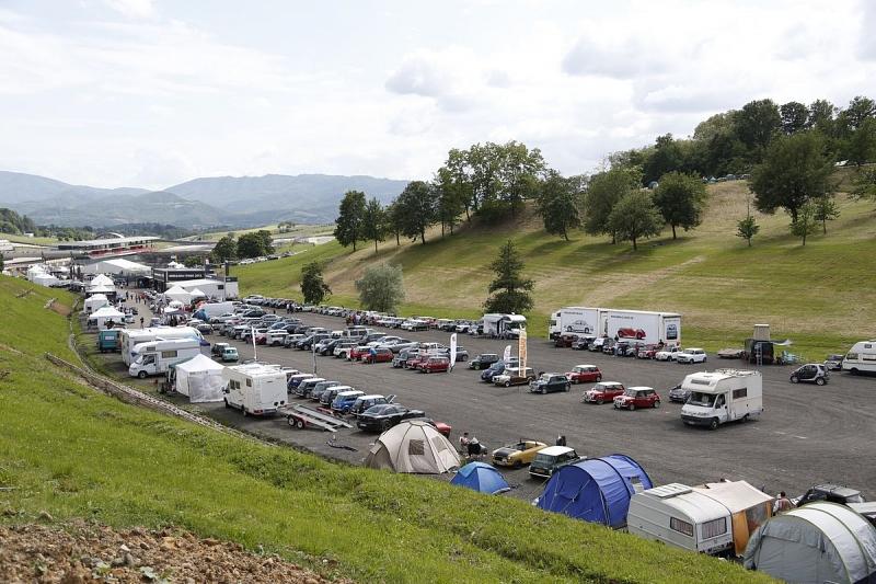 Die hügelige Landschaft der Toskana bot den Rahmen für das International Mini Meeting Mugello 2013
