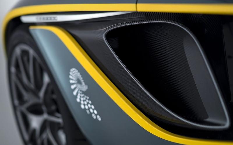 Auch die Belüftungskanäle sind beim Aston Martin CC100 aus Carbon-Verbundstoff