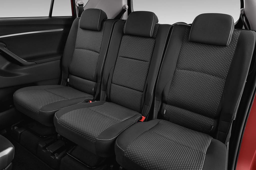 Toyota Verso (Baujahr 2012) Travel 5 Türen Rücksitze