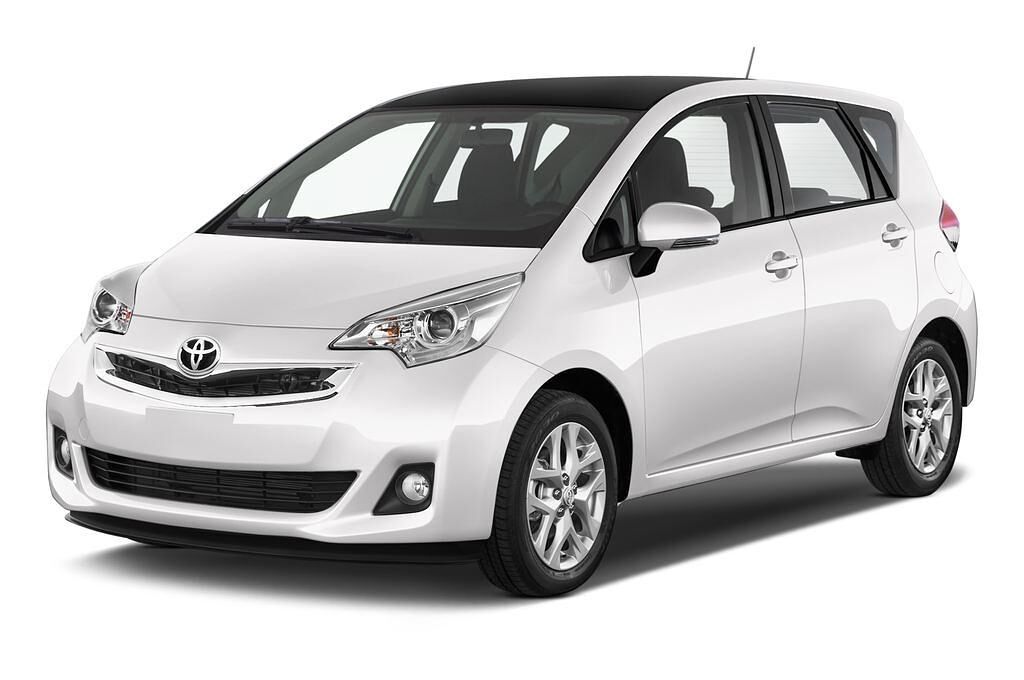 Toyota Verso-S (Baujahr 2014) 1,33-L-Dual-Vvt Club 5 Türen seitlich vorne