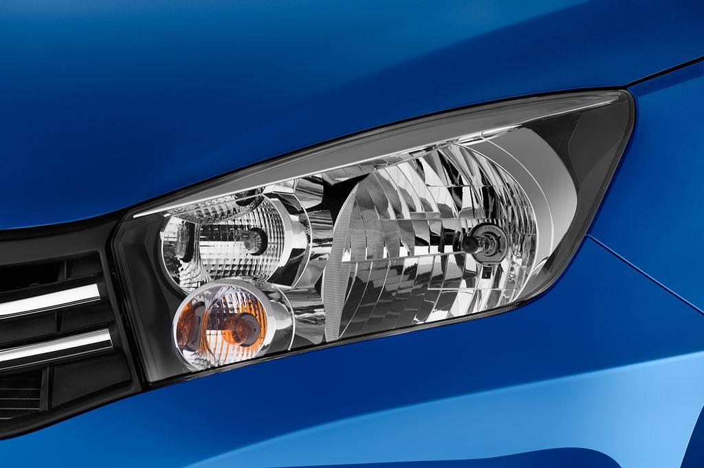 Suzuki Celerio (Baujahr 2015) Comfort 5 Türen Scheinwerfer