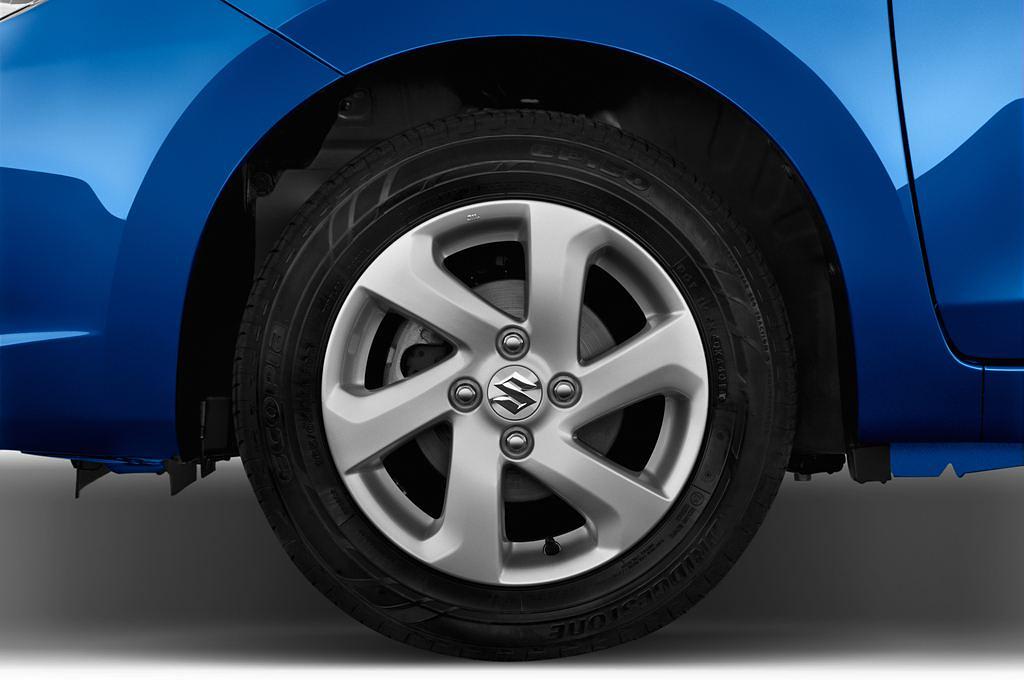Suzuki Celerio (Baujahr 2015) Comfort 5 Türen Reifen und Felge