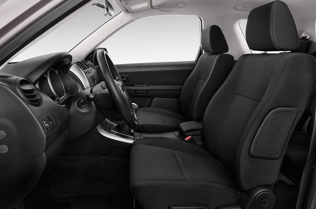 Suzuki Grand Vitara (Baujahr 2014) Comfort 3 Türen Vordersitze