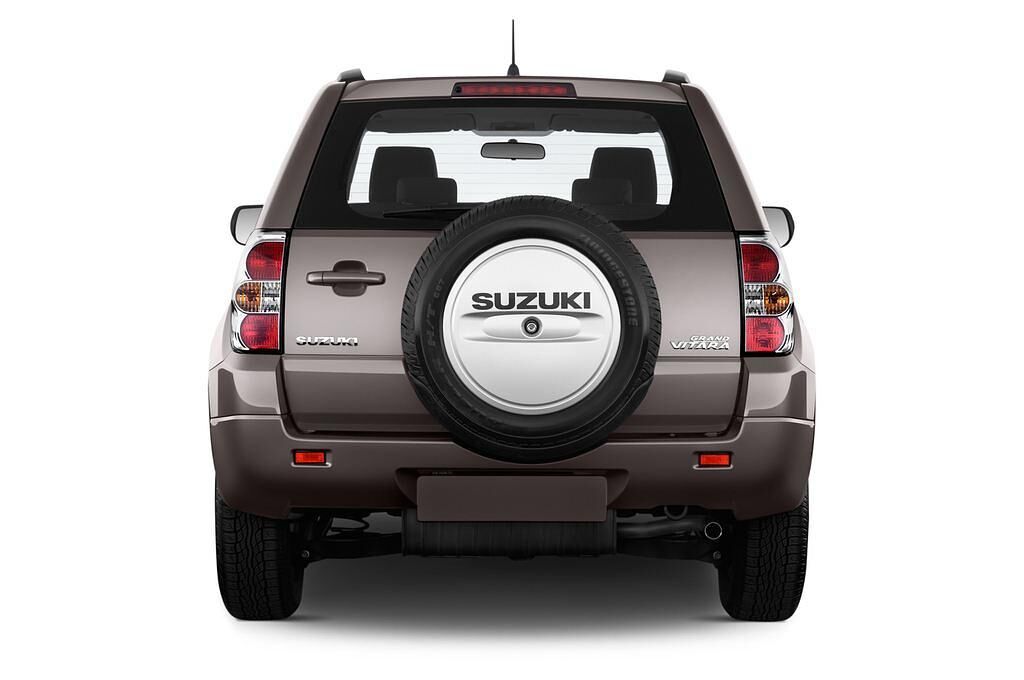 Suzuki Grand Vitara (Baujahr 2014) Comfort 3 Türen Heckansicht