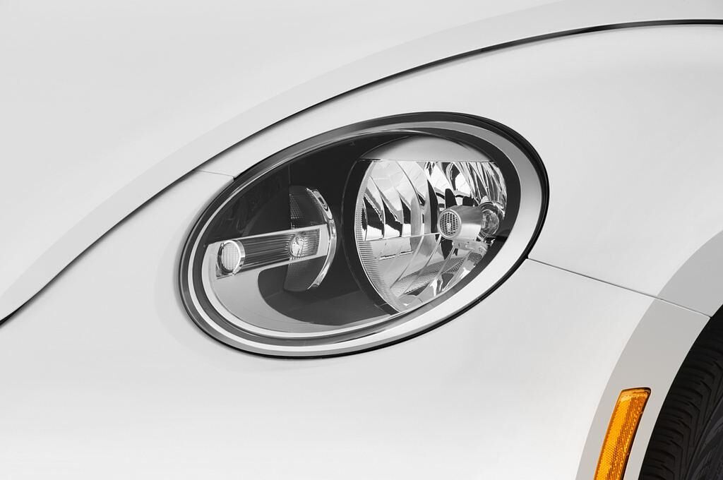Volkswagen Beetle (Baujahr 2012) Sport 3 Türen Scheinwerfer