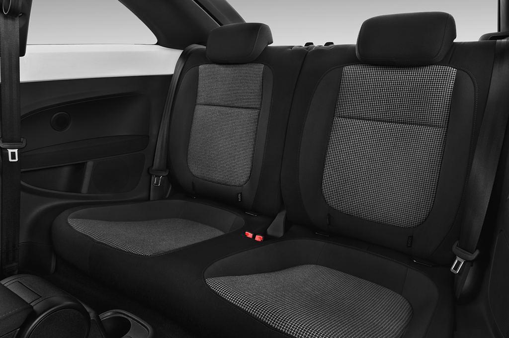 Volkswagen Beetle (Baujahr 2013) Design 3 Türen Rücksitze