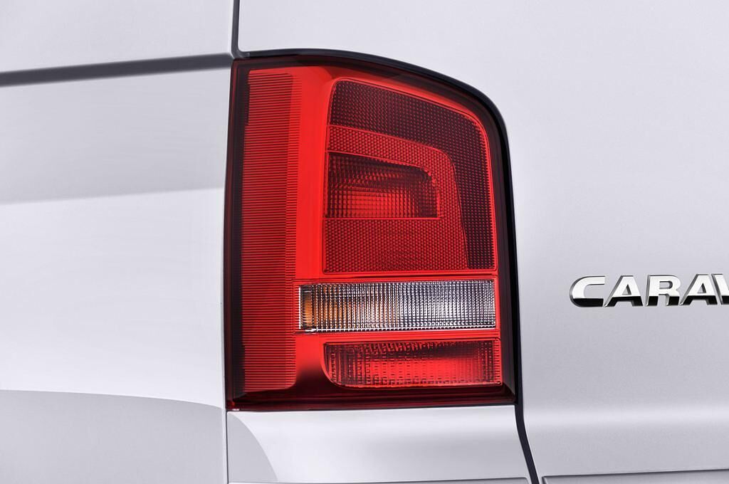 Volkswagen Caravelle (Baujahr 2015) Comfortline 4 Türen Rücklicht