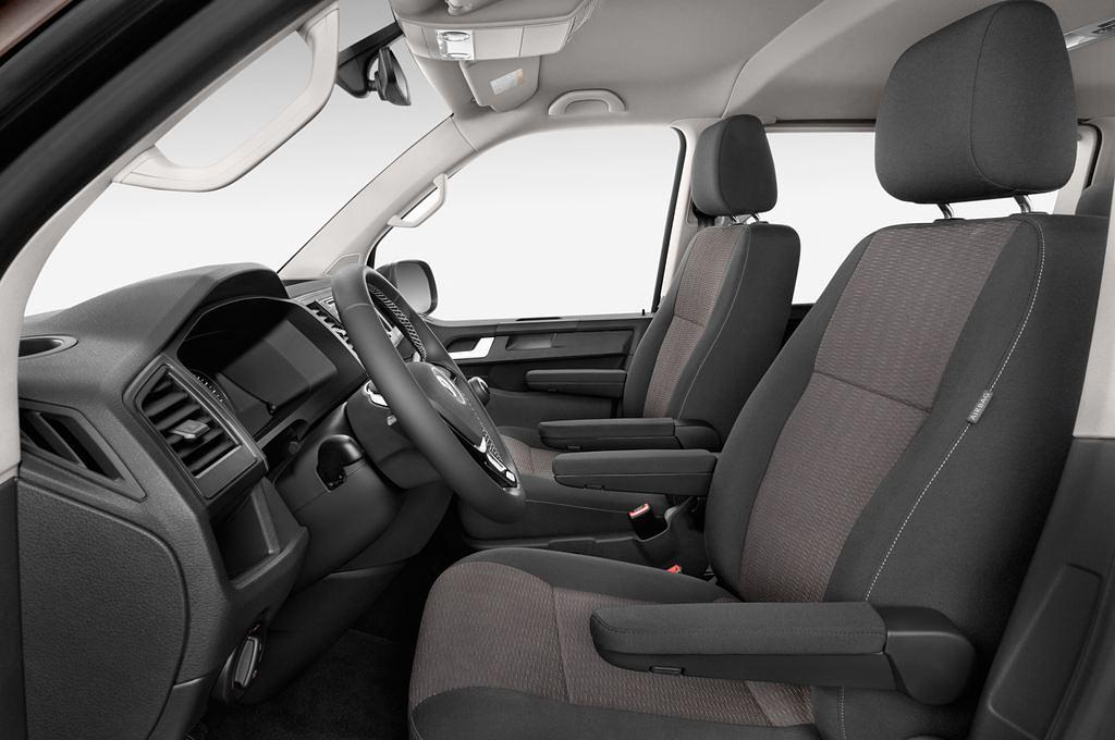 Volkswagen Caravelle (Baujahr 2016) Comfortline 5 Türen Vordersitze
