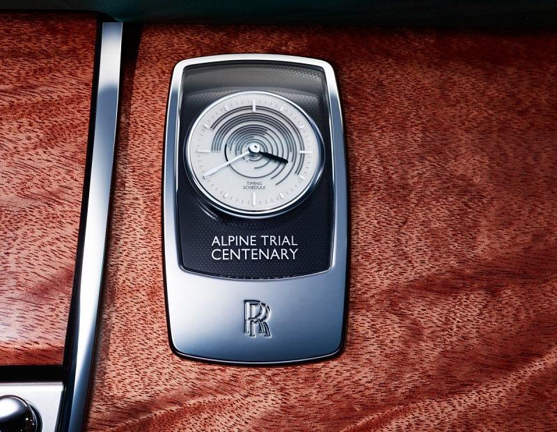 Eine analoge Uhr ist bei jedem Rolls-Royce obligatorisch