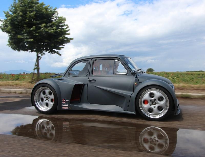 Das Fahrwerk des Oemmedi Fiat 500 stammt von Lamborghini