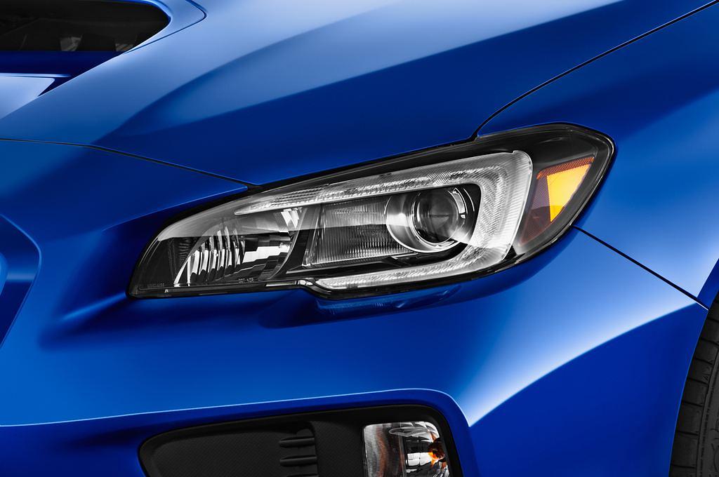 Subaru WRX STI (Baujahr 2015) Active 4 Türen Scheinwerfer