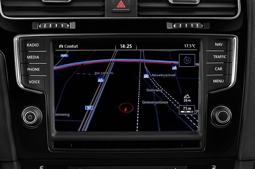 Volkswagen Golf (Baujahr 2015) 2.0 Tsi 4Motion Bmt R 5 Türen Radio und Infotainmentsystem