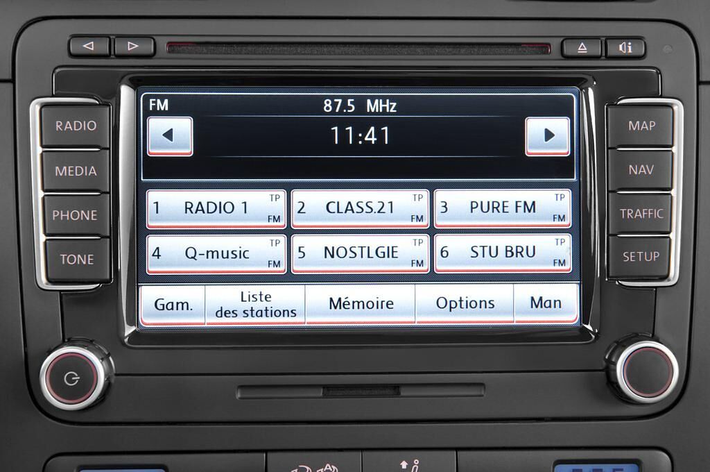 Volkswagen Golf (Baujahr 2010) - 5 Türen Radio und Infotainmentsystem