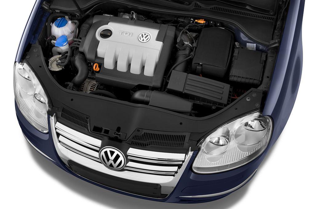 Volkswagen Golf (Baujahr 2010) - 5 Türen Motor