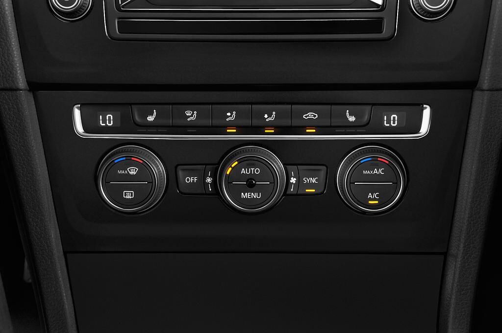 Volkswagen Golf (Baujahr 2015) Highline 5 Türen Temperatur und Klimaanlage