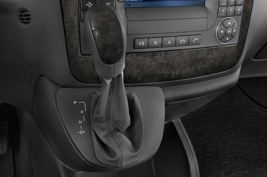 Mercedes Viano (Baujahr 2009) Ambiente 4 Türen Schalthebel