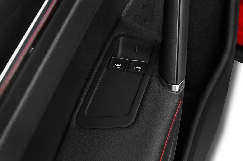 Volkswagen Golf (Baujahr 2015) Gti 3 Türen Bedienungselemente Tür