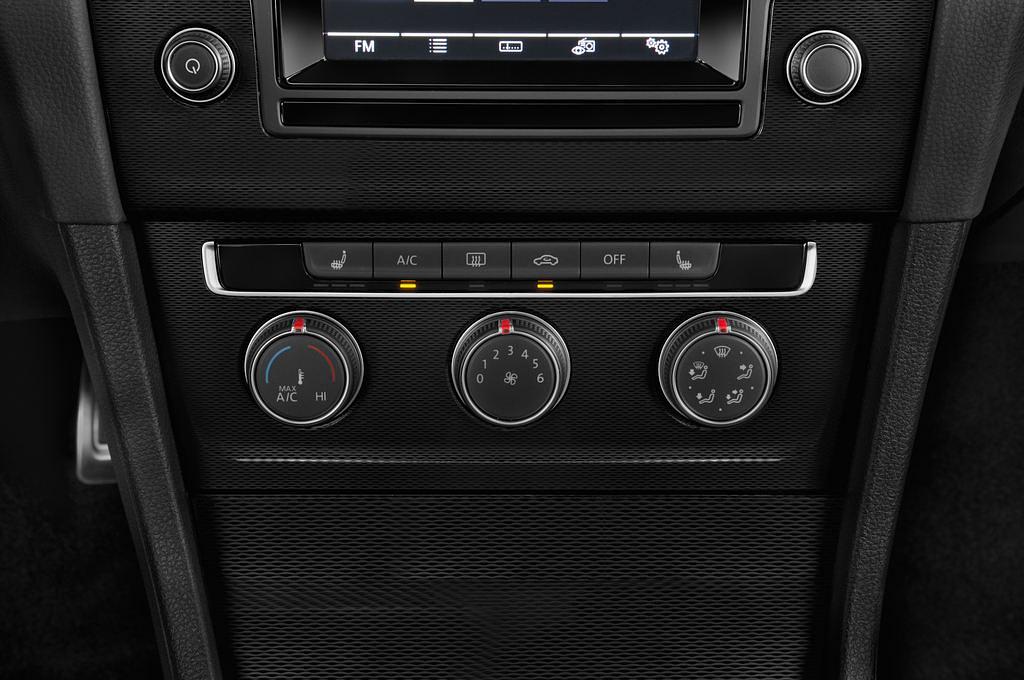 Volkswagen Golf (Baujahr 2015) Gti 3 Türen Temperatur und Klimaanlage