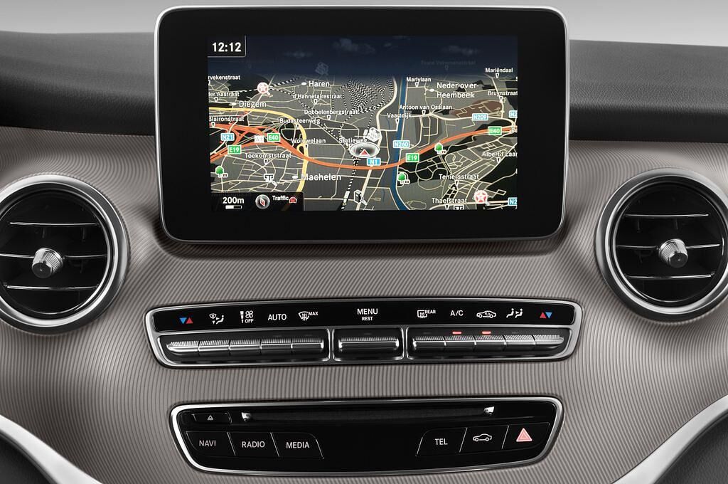 Mercedes V-Class (Baujahr 2014) Avantgarde 5 Türen Radio und Infotainmentsystem