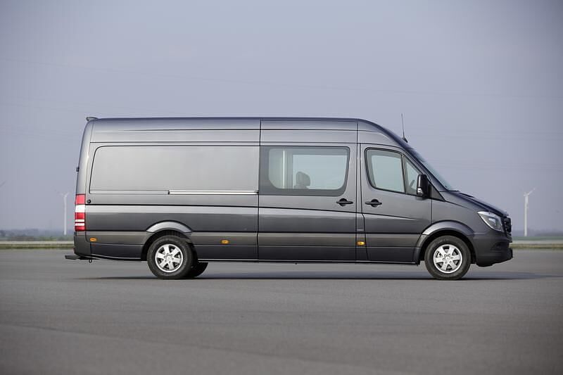 Mercedes-Benz Sprinter 2013