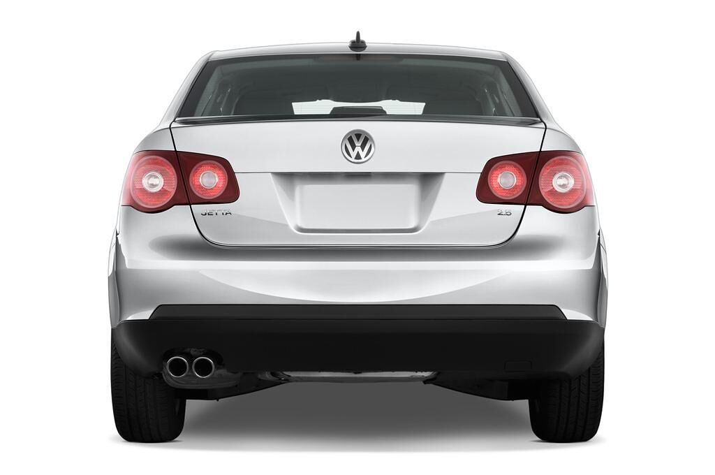 Volkswagen Jetta (Baujahr 2010) SE 4 Türen Heckansicht