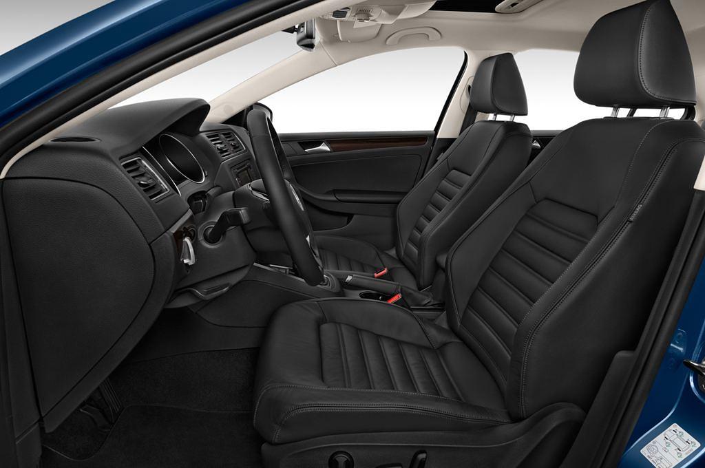 Volkswagen Jetta (Baujahr 2015) 1.4 Tsi 92Kw Bmt Comfortline 4 Türen Vordersitze