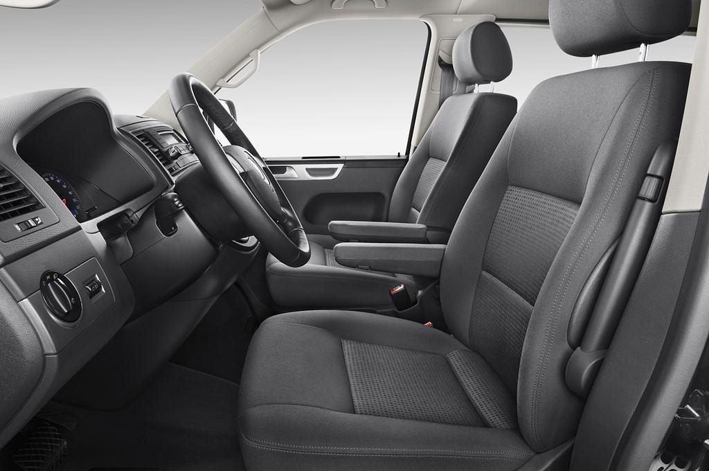 Volkswagen Multivan (Baujahr 2010) Comfortline 4 Türen Vordersitze