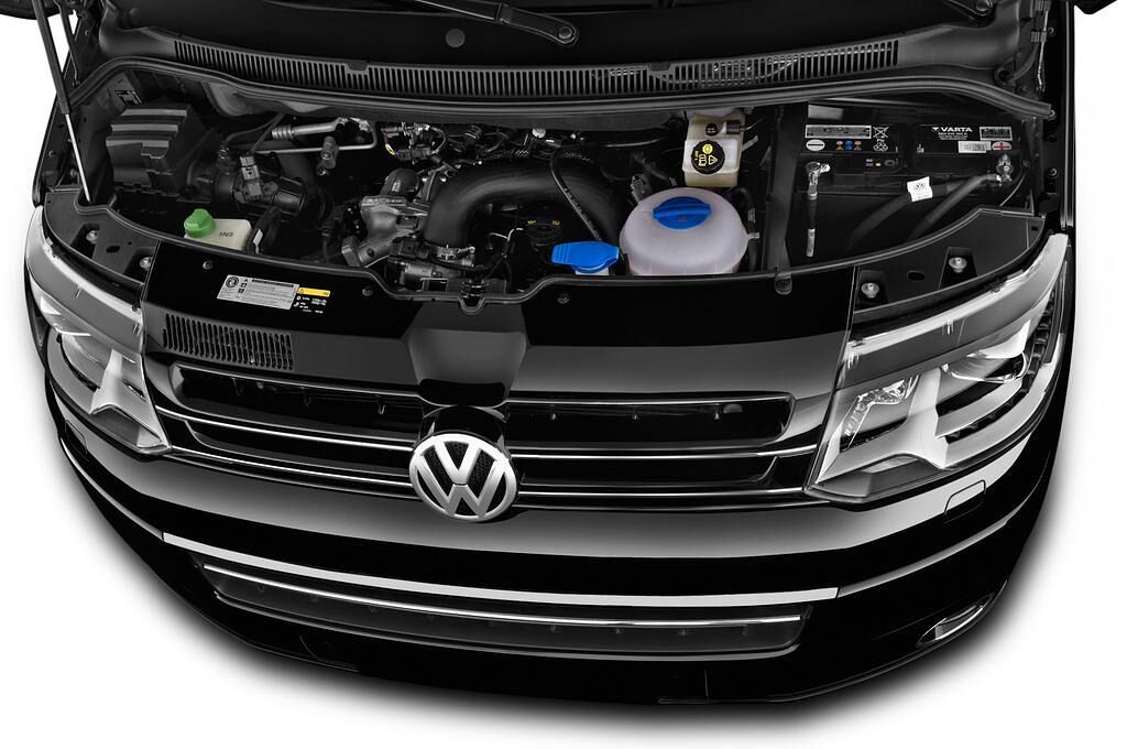 Volkswagen Multivan (Baujahr 2015) Comfortline 4WD AT 5 Türen Motor