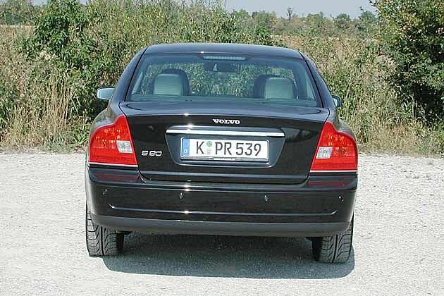 Volvo-typisch: Die Form der großen Rückleuchten