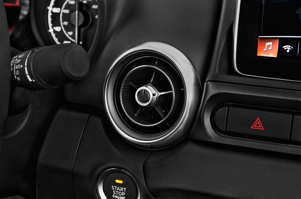 Abarth 124 Spider (Baujahr 2017) - 2 Türen Lüftung