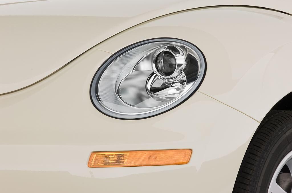Volkswagen New Beetle (Baujahr 2010) - 2 Türen Scheinwerfer