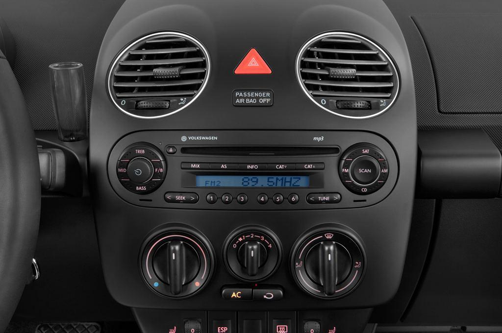 Volkswagen New Beetle (Baujahr 2010) - 3 Türen Radio und Infotainmentsystem