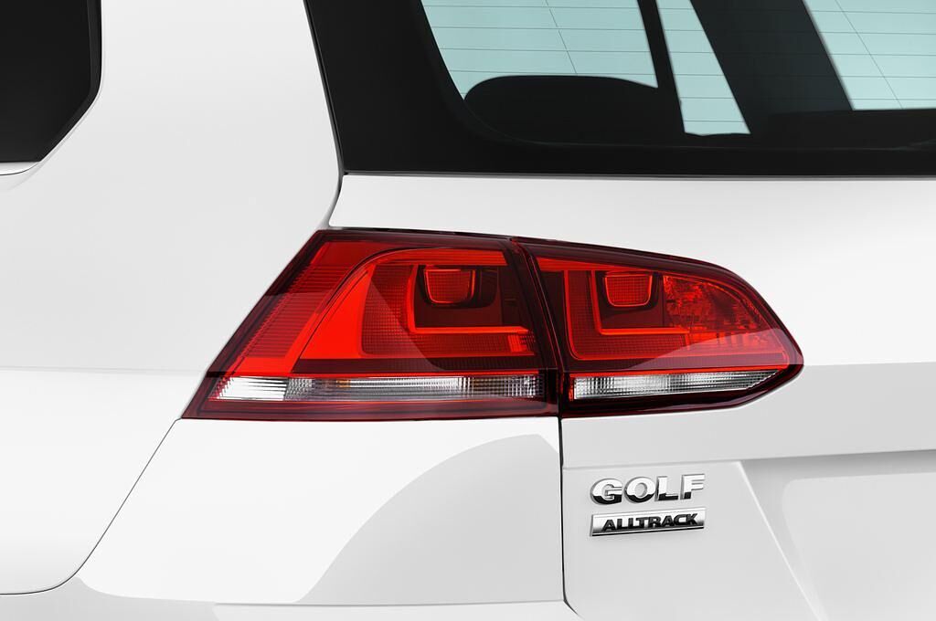 Volkswagen Golf (Baujahr 2016) Alltrack 5 Türen Rücklicht