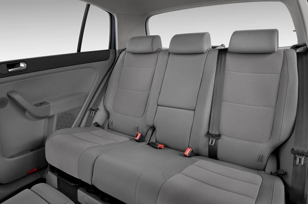 Volkswagen Golf Plus (Baujahr 2009) - 5 Türen Rücksitze