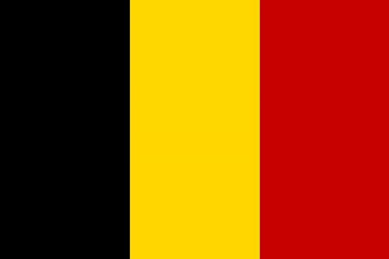 Belgien: Es drohen Geldstrafen oder eine Haftstrafe von 15 Tagen bis drei Monaten. Im Wiederholungsfall verdoppelt sich die Strafe. Das Gerät wird eingezogen und vernichtet. Navigationssysteme mit POI-Funktion sind erlaubt.