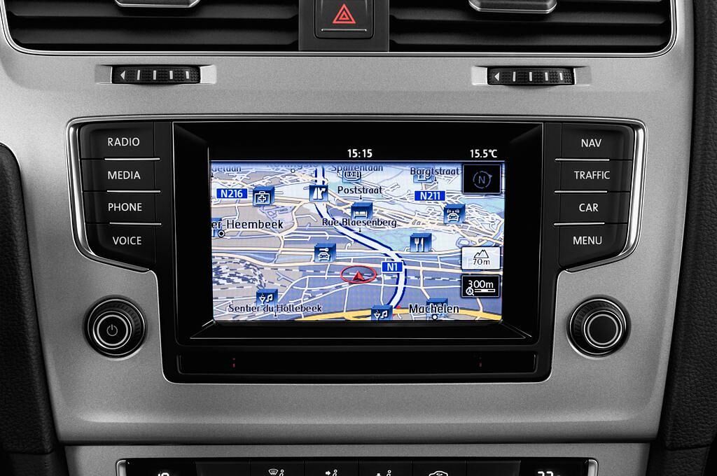 Volkswagen Golf Varient (Baujahr 2014) Trendline 5 Türen Radio und Infotainmentsystem