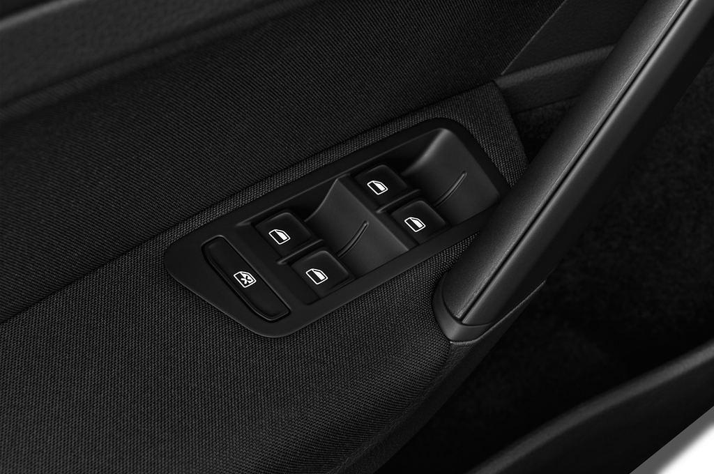 Volkswagen Golf Varient (Baujahr 2014) Trendline 5 Türen Bedienungselemente Tür