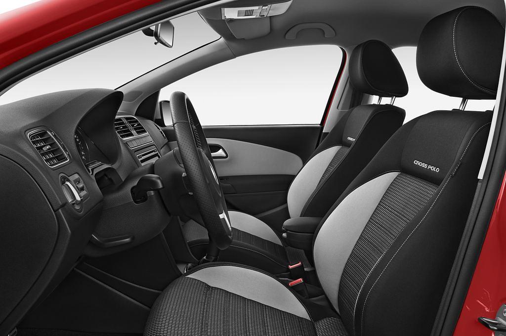 Volkswagen Polo (Baujahr 2011) Cross Polo 5 Türen Vordersitze