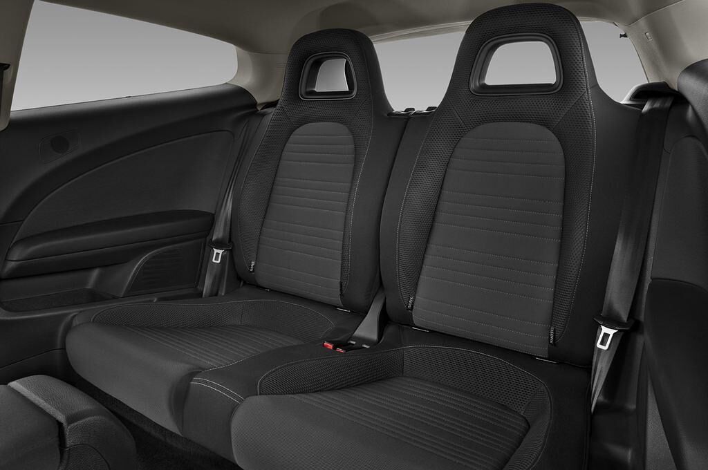 Volkswagen Scirocco (Baujahr 2010) Sport 3 Türen Rücksitze