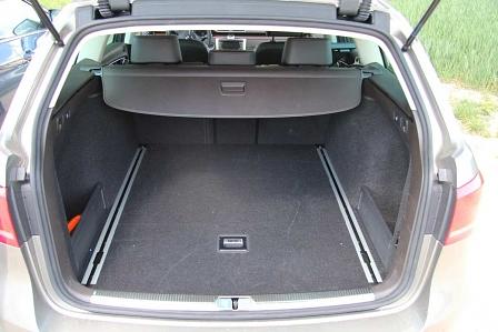Vergleich VW Passat Variant vs. Hyundai i40cw