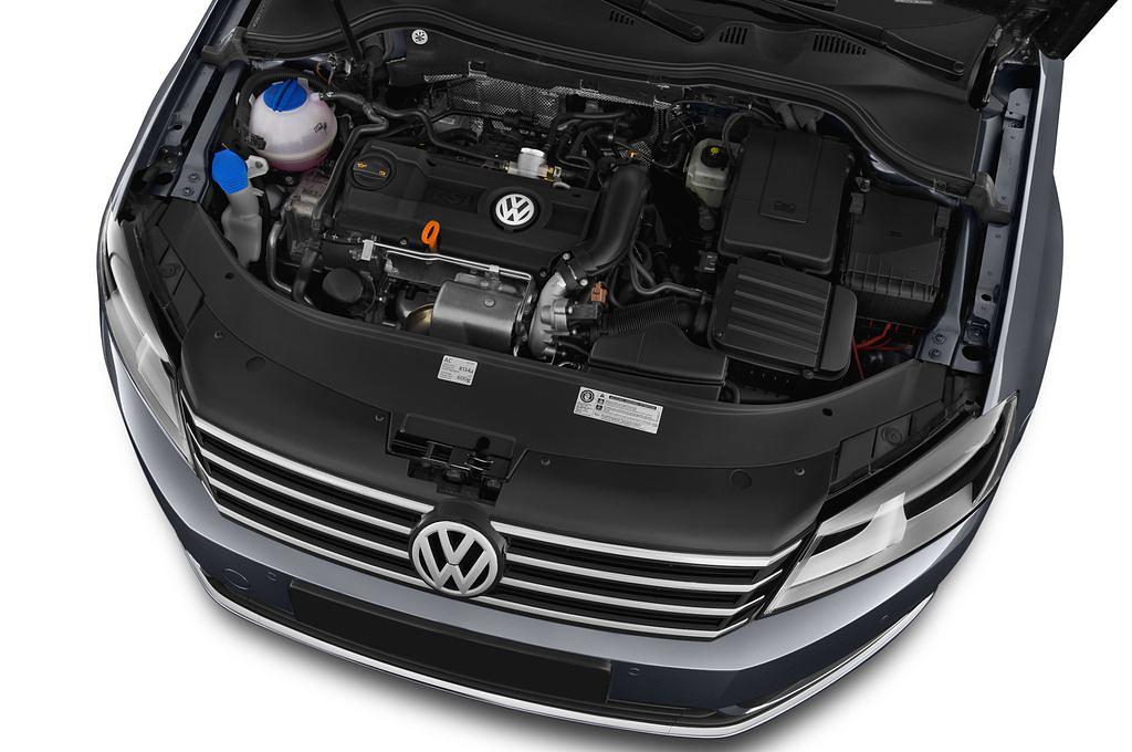 Volkswagen Passat (Baujahr 2012) Comfortline Bluemotion Technology 5 Türen Motor